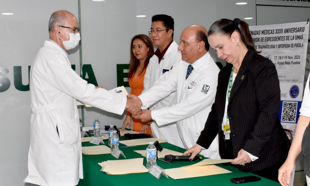 Celebra IMSS Puebla el 35 aniversario del Hospital de Traumatología y