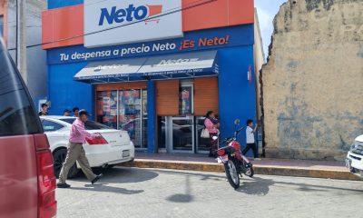 Asaltan tienda Neto en Acatlán; el ladrón huyó armado